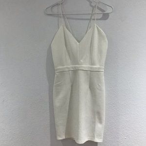 Bodycon white dress
